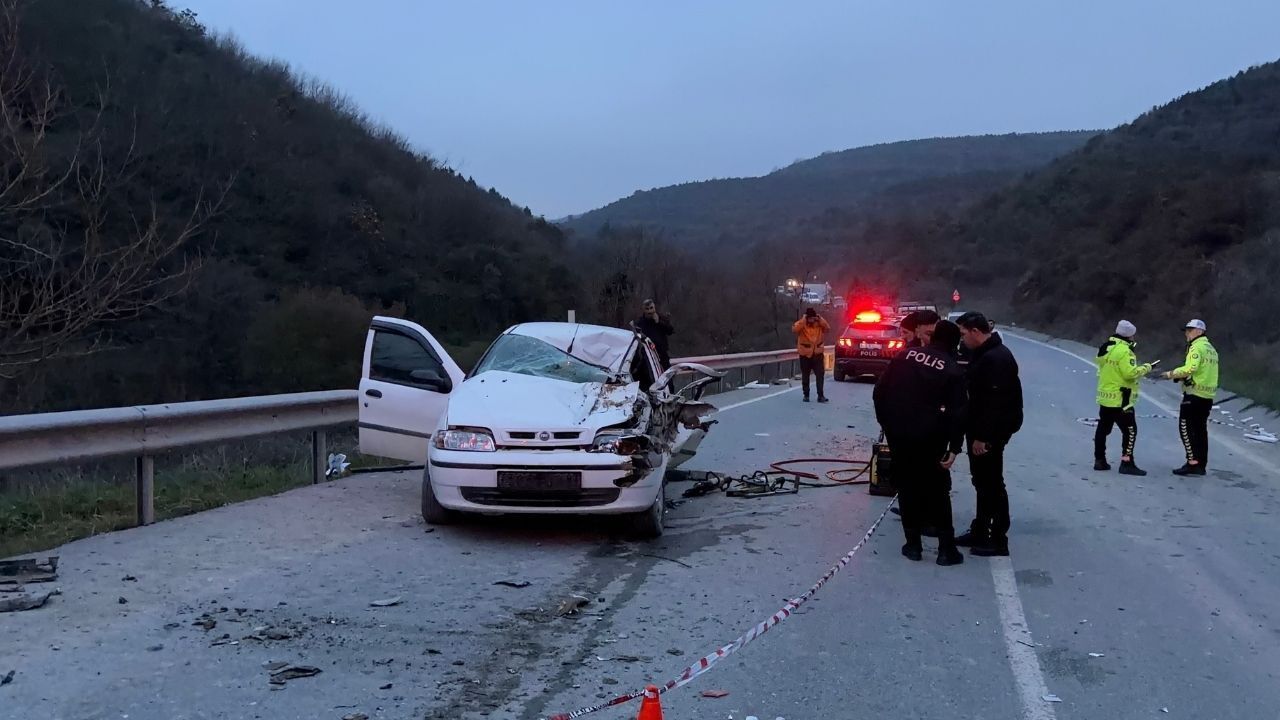 İftar saatinde feci kaza: 1 ölü, 2 yaralı (Video)