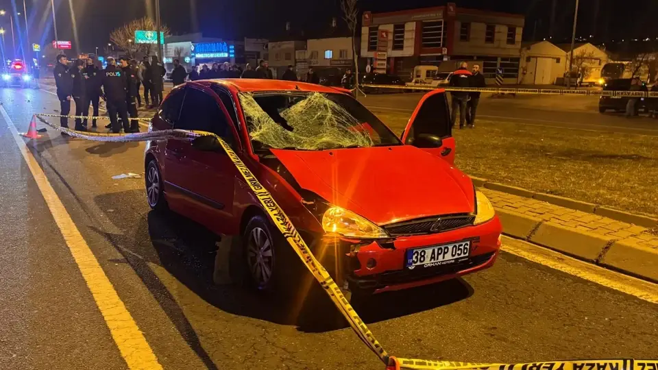 Kayseri’de korkunç kaza: Otomobilin çarptığı Çiğdem Mutlu hayatını kaybetti