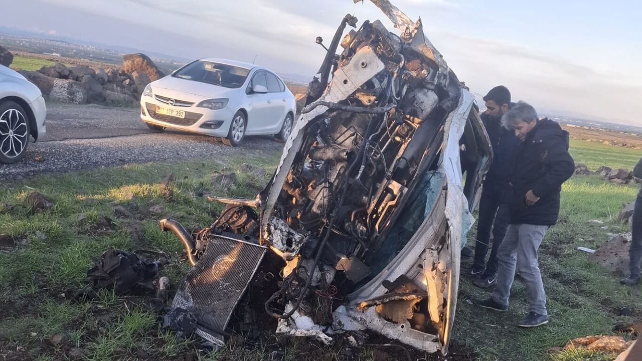 Diyarbakır'da 2 ayrı trafik kazasında 20 kişi yaralandı