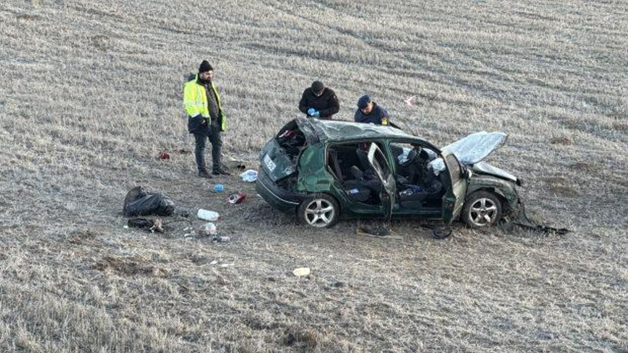 Kütahya'da feci kaza: 1 ölü, 2 yaralı!