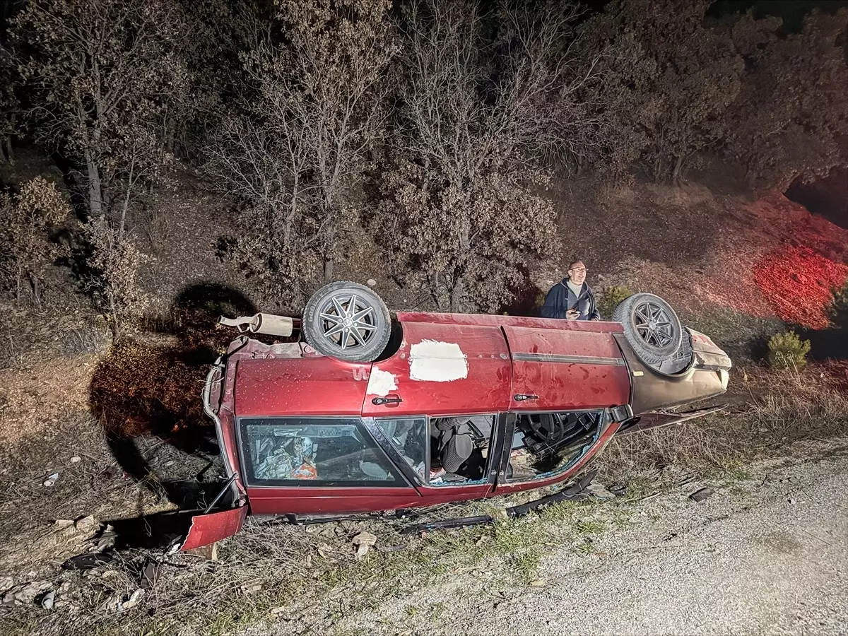 Uşak'ta Trafik Kazası: 5 Yaralı