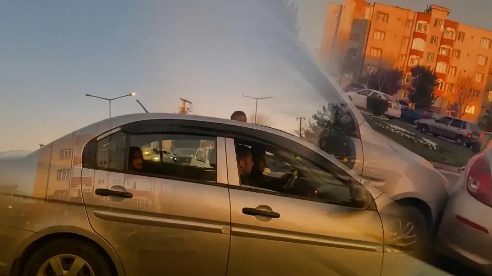 Kahramanmaraş’ta Trafik Kazası Sonrası Kavga Çocuklar Çığlık Attı
