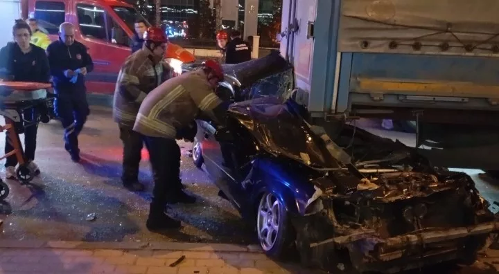 Bursa'da feci trafik kazası: 1 Yaralı