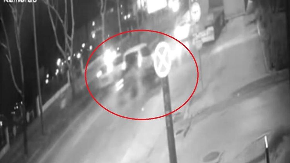 Bursa'daki feci kaza! Otomobil kağıt gibi ezildi, ikiye bölünen araçtan kurtuldu
