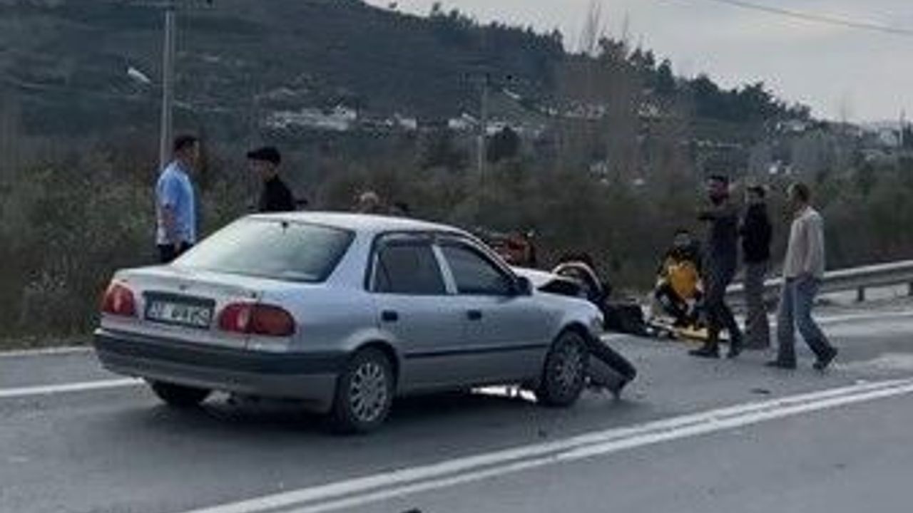 KAVAKLIDERE’DE TRAFİK KAZASI 1 KİŞİ HAYATINI KAYBETTİ