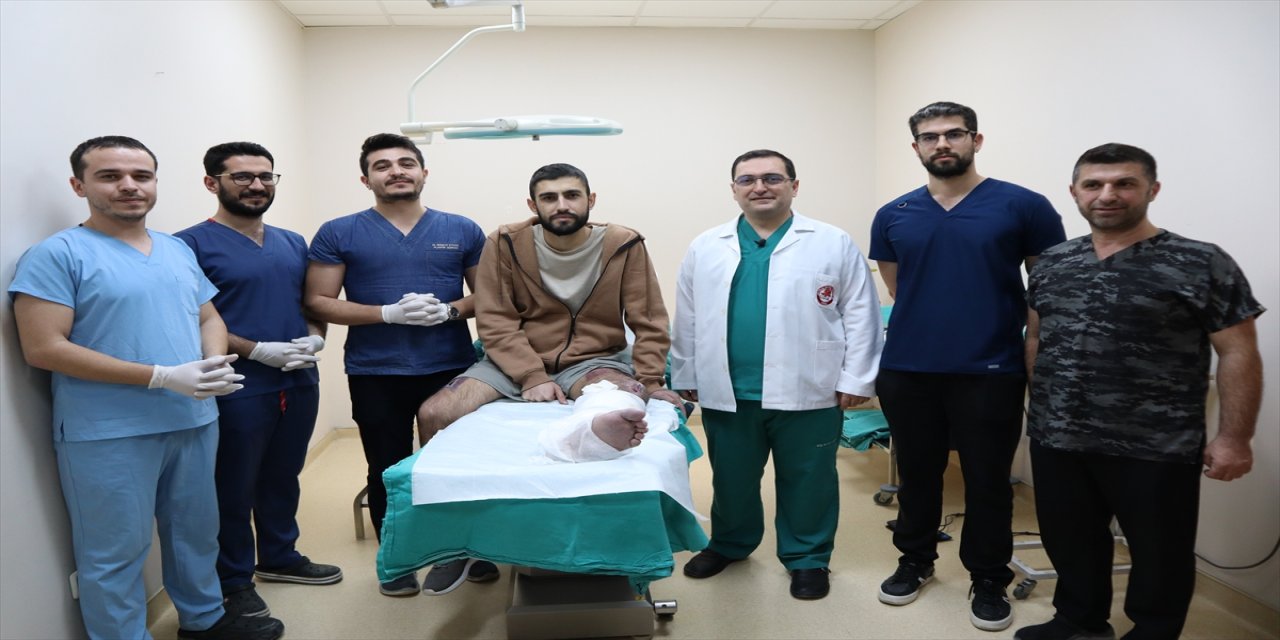 Isparta'da trafik kazasında kopan bacak başarılı operasyonla yerine dikildi.