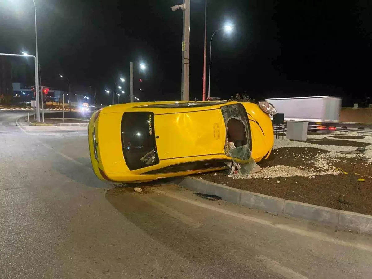 Afyonkarahisar'da Taksi Kazası
