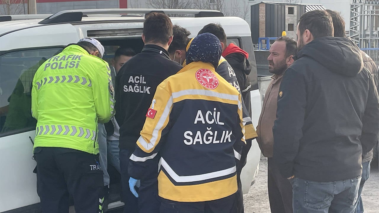 Bolu'da otomobil ile cipin çarpıştığı kazada 4 kişi yaralandı