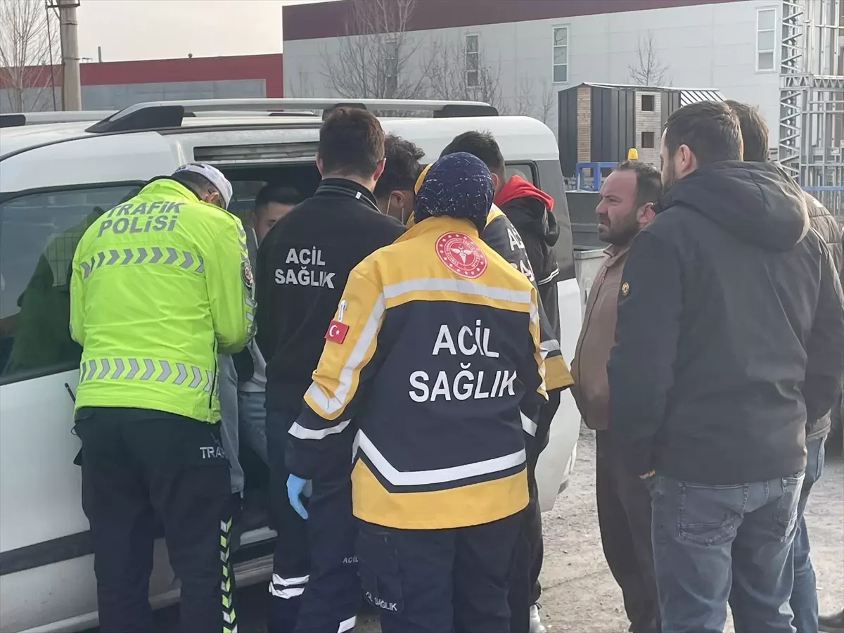 Bolu'da Trafik Kazası: 4 Yaralı