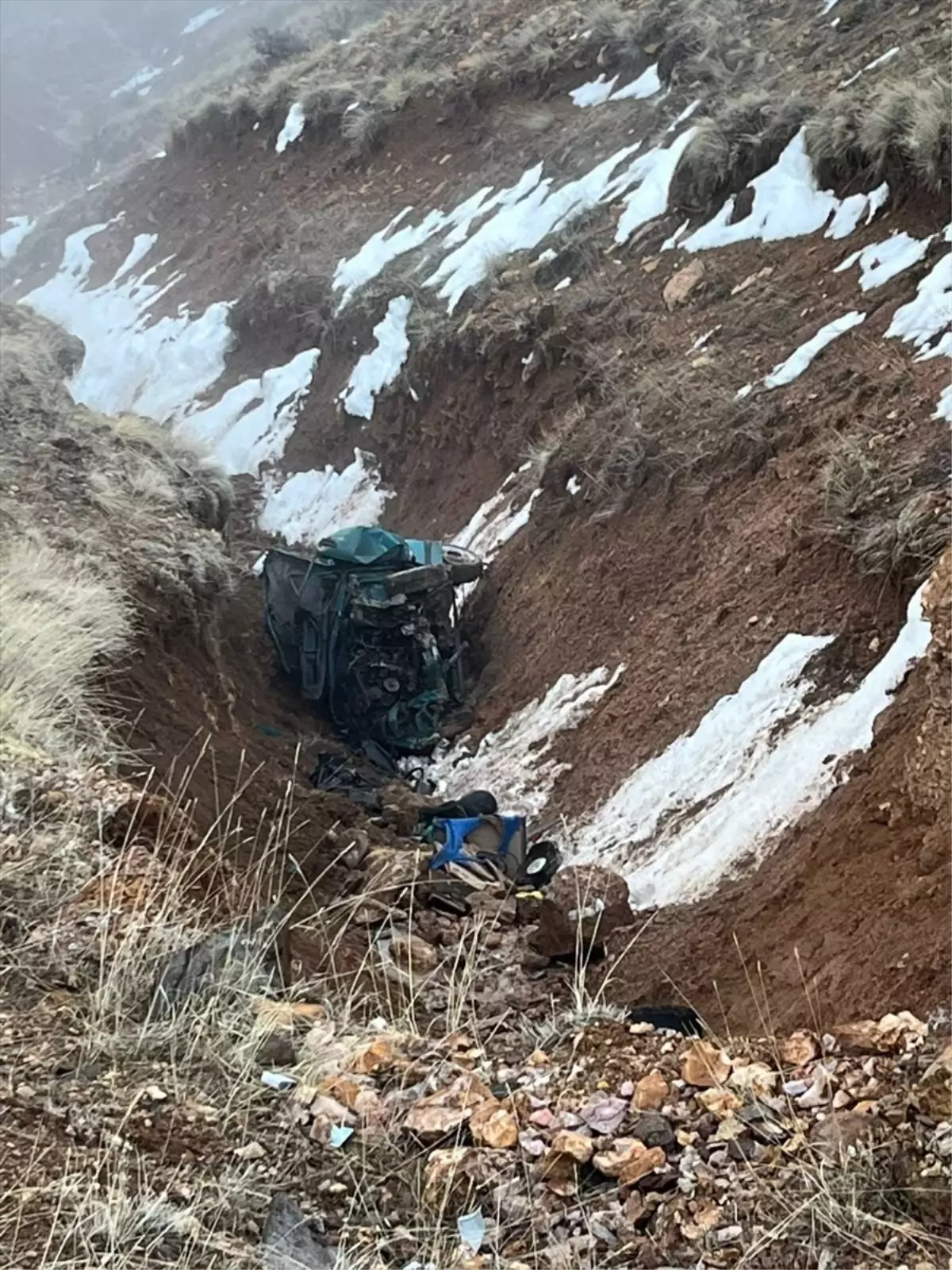 Niğde'de Trafik Kazası: 2 Ölü, 2 Yaralı