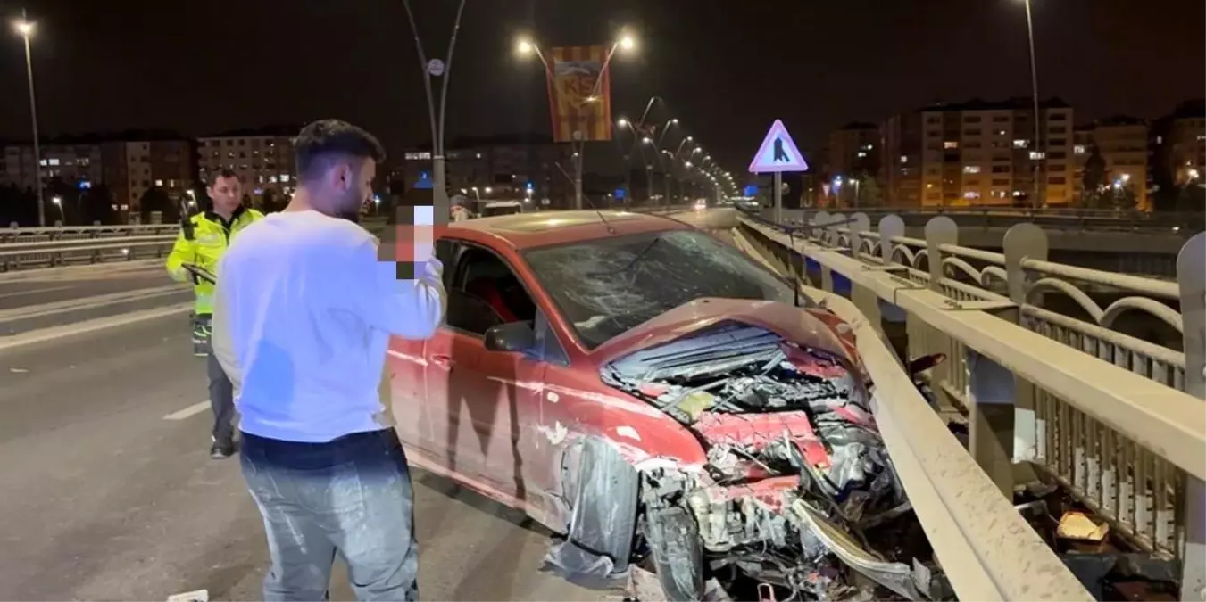 Kayseri'de Trafik Kazası: Sürücü Tedavi Olmayı Reddetti