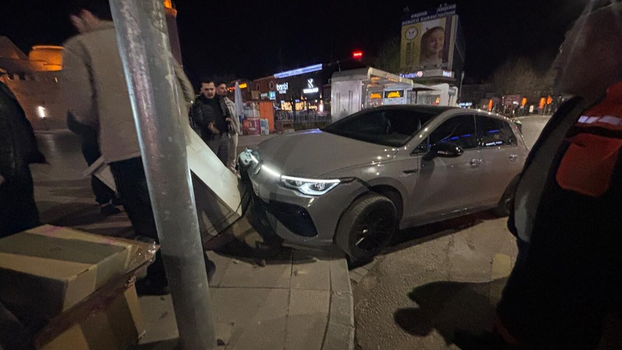 Cacabey Meydanı’nda Kaza