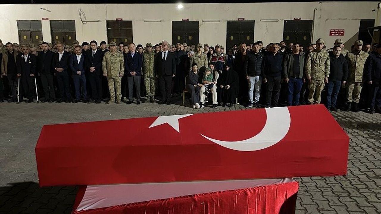 Trafik kazasında hayatını kaybeden uzman çavuşun cenazesi memleketine uğurlandı