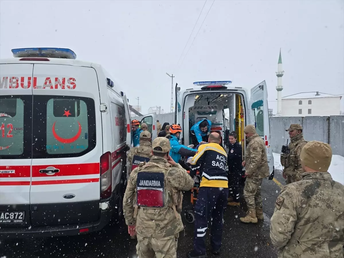 Bingöl'de İki Trafik Kazası: 6 Yaralı
