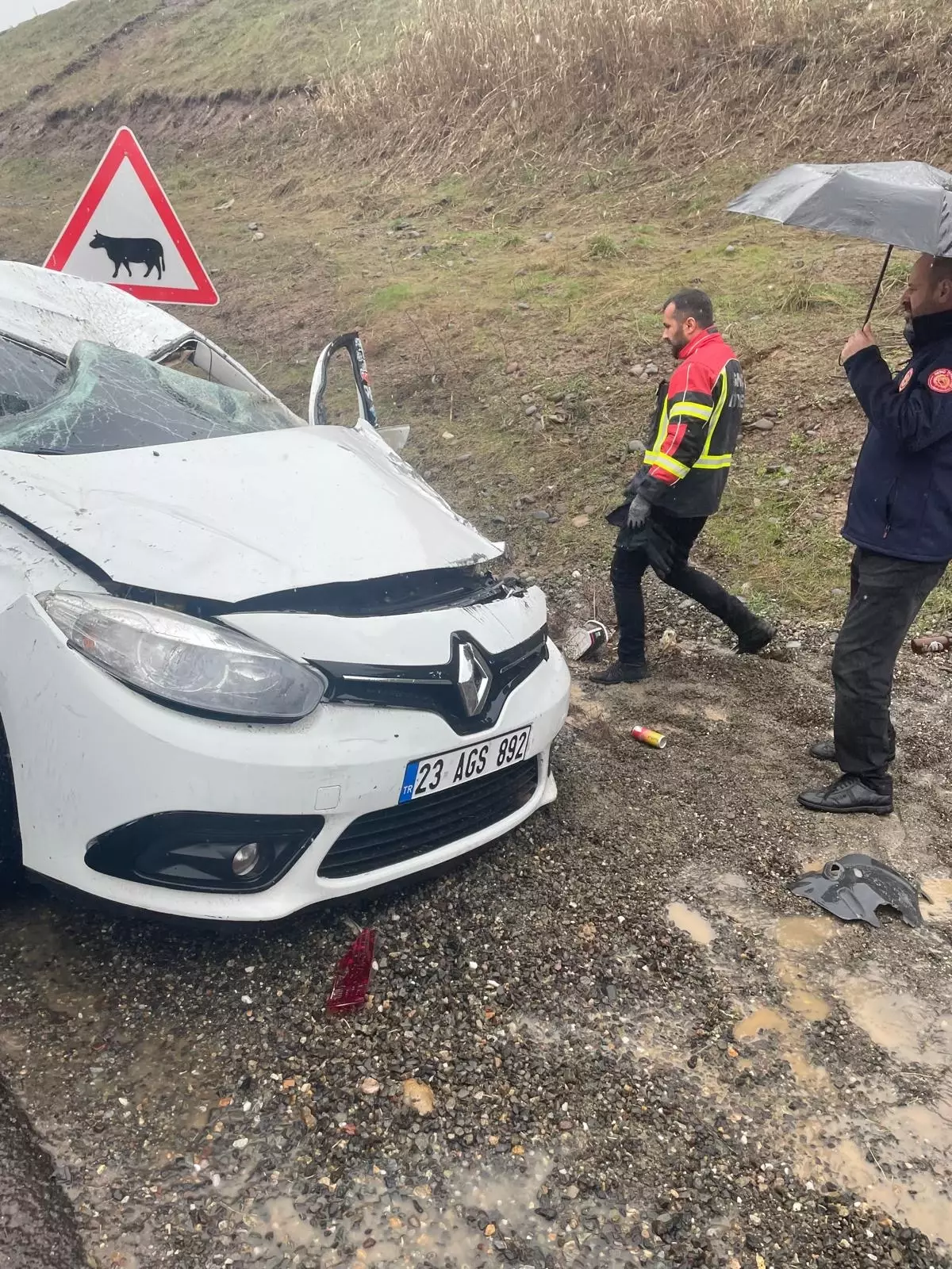 Bingöl'de Trafik Kazası: 1 Ölü, 2 Yaralı