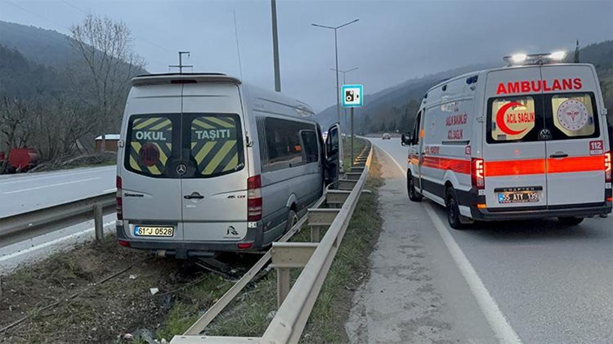 Samsun'da tur minibüsü kaza yaptı! Yaralılar var