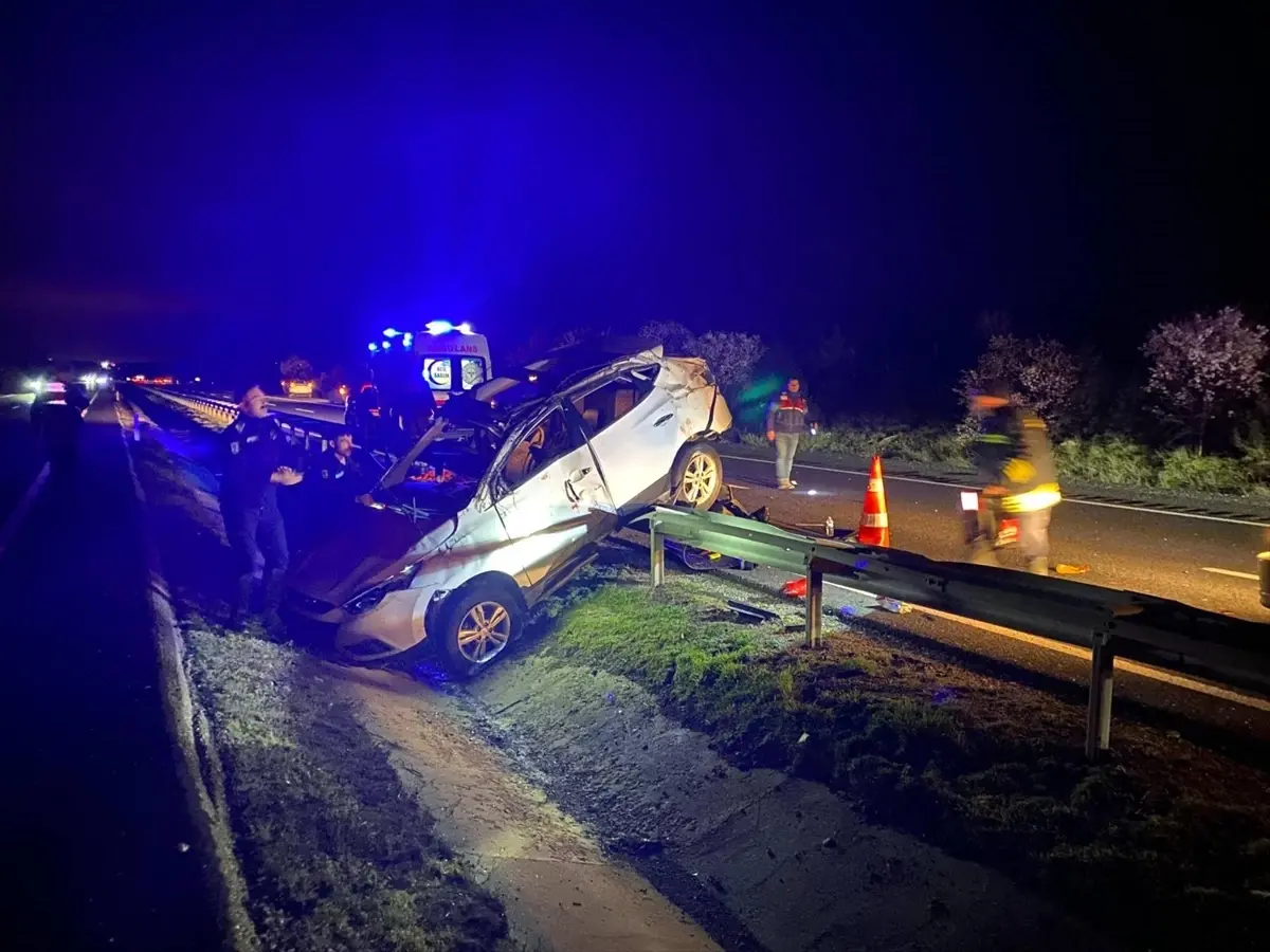 Sivrihisar'da Trafik Kazası: 2 Ölü, 2 Yaralı