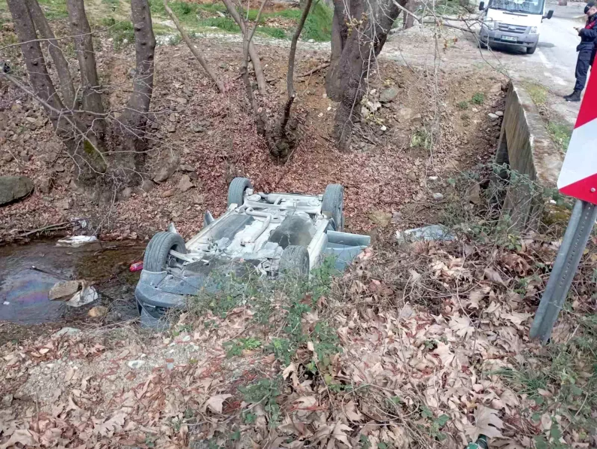 Edremit'te Trafik Kazası: 5 Yaralı