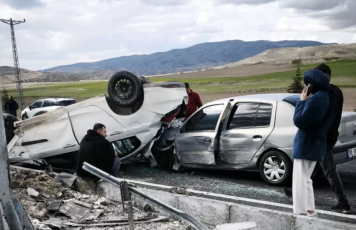 Nevşehir'de Trafik Kazası: 3 Yaralı