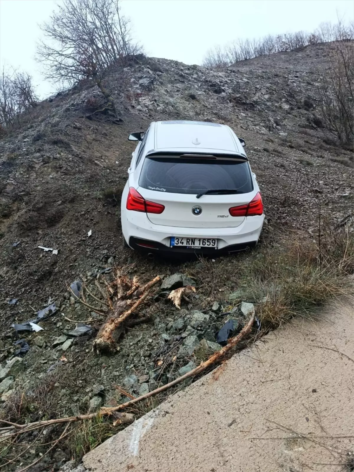 Söğüt'te İki Trafik Kazası: 3 Yaralı