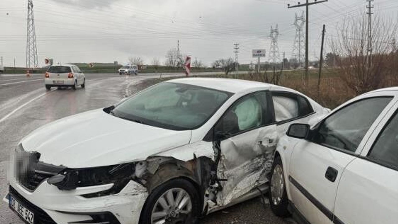 Adıyaman'da zincirleme kaza kamerada