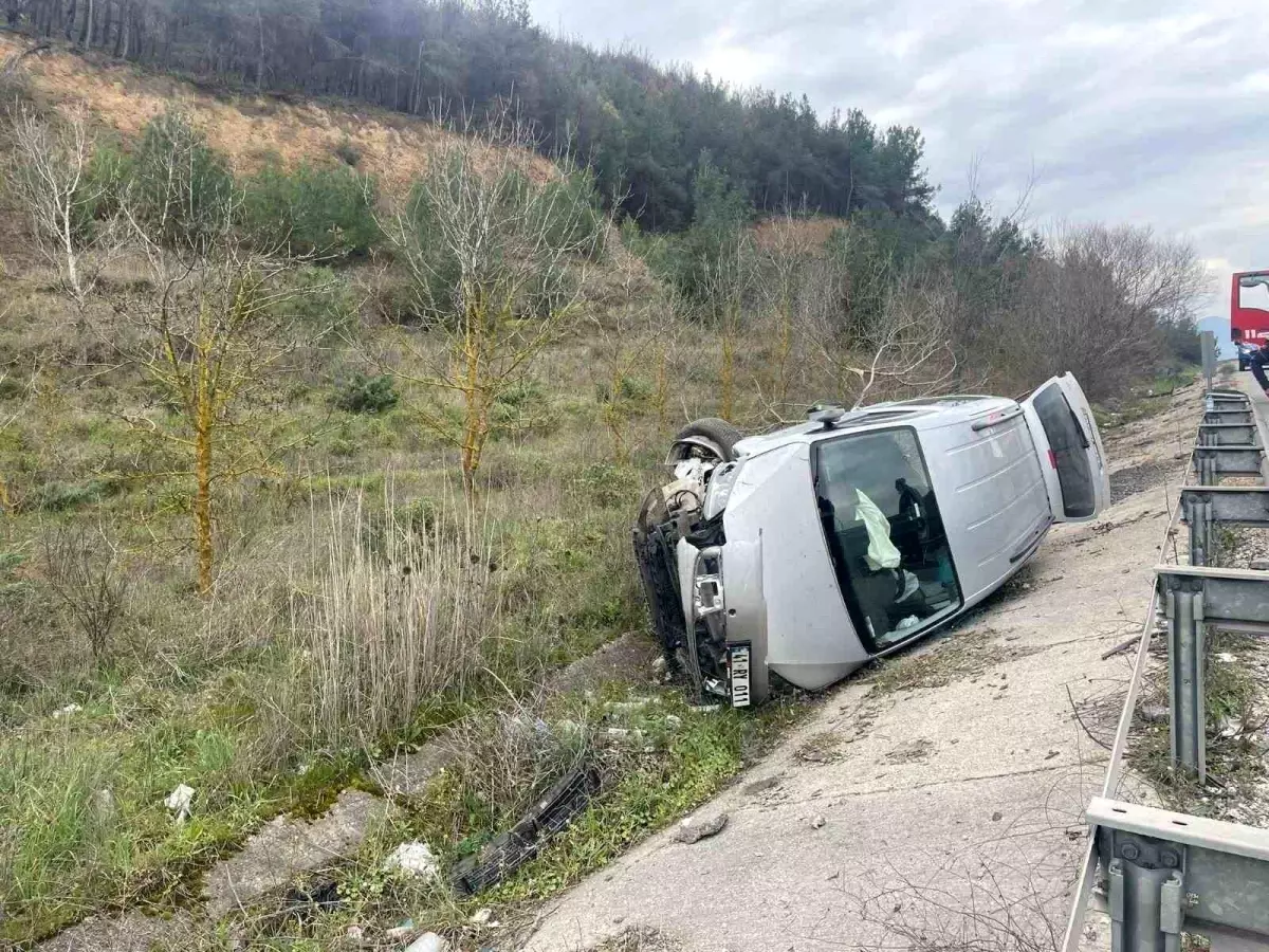 Osmaneli'nde trafik kazası: 2 yaralı