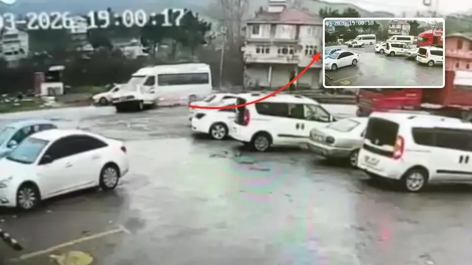 Zonguldak Ereğli'de trafik kazası: İşçi servisi ile otomobil çarpıştı
