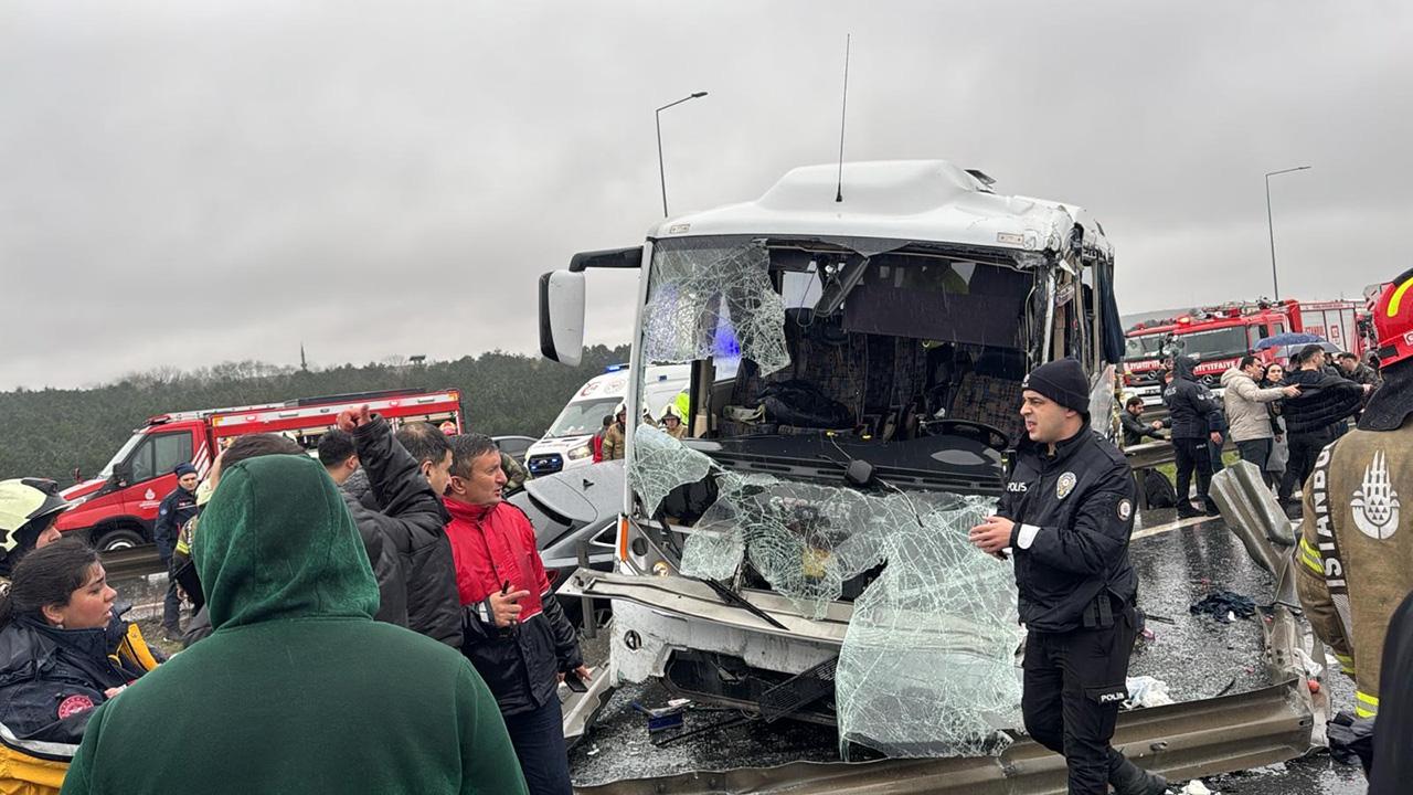 Kuzey Marmara Otoyolu'nda kaza: 30 yaralı