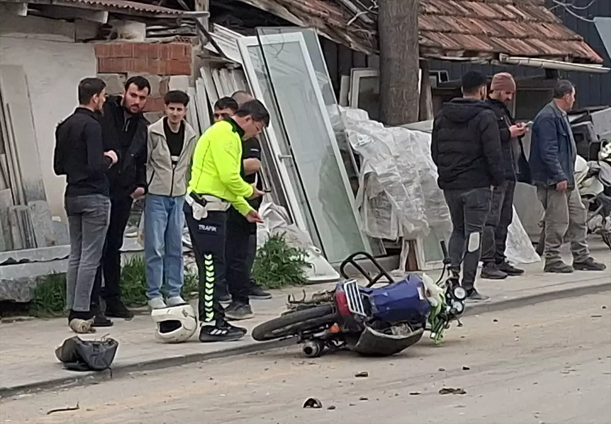 Beypazarı'nda Trafik Kazası: 3 Yaralı