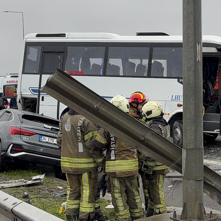 Servis aracı kazası: Kalbi yeniden çalıştırılan polis hayatını kaybetti