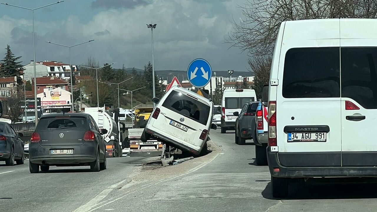 Eskişehir’de çevre yolunda korkutan kaza