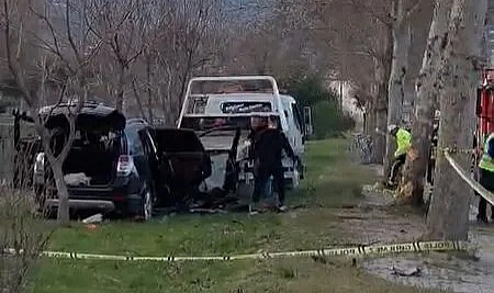 Tokat'ta Trafik Kazası: Araç Alev Aldı, Sürücü Kurtarılamadı