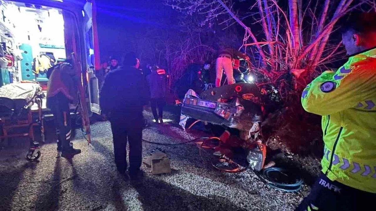 Trafik kazası: 3 kişi hayatını kaybetti