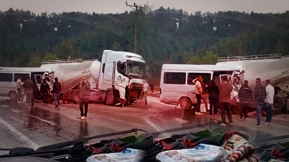 Antalya-Isparta Karayolunda feci kaza: 7 Kişi Hayatını Kaybetti, 7 Yaralı | GÜNDEM HABERLERİ