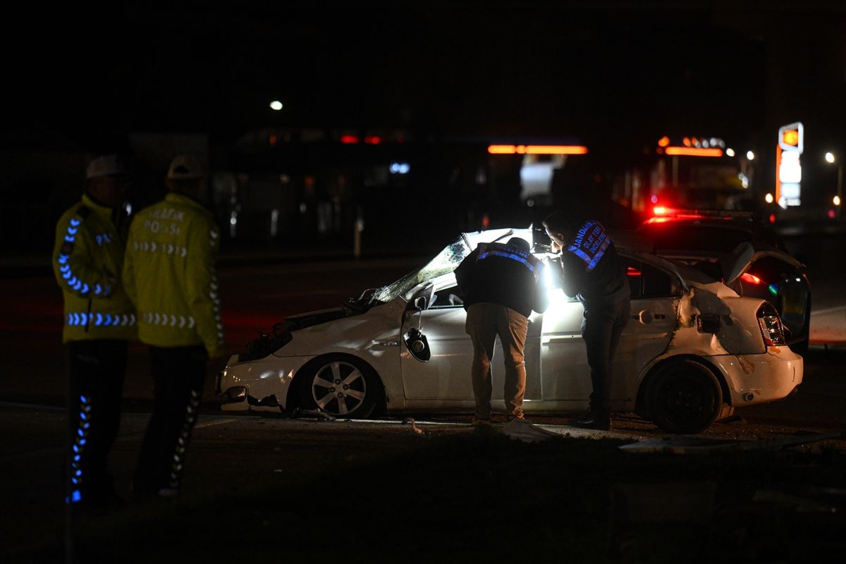 Mamak'ta Trafik Kazası: Tır Sürücüsü Hayatını Kaybetti