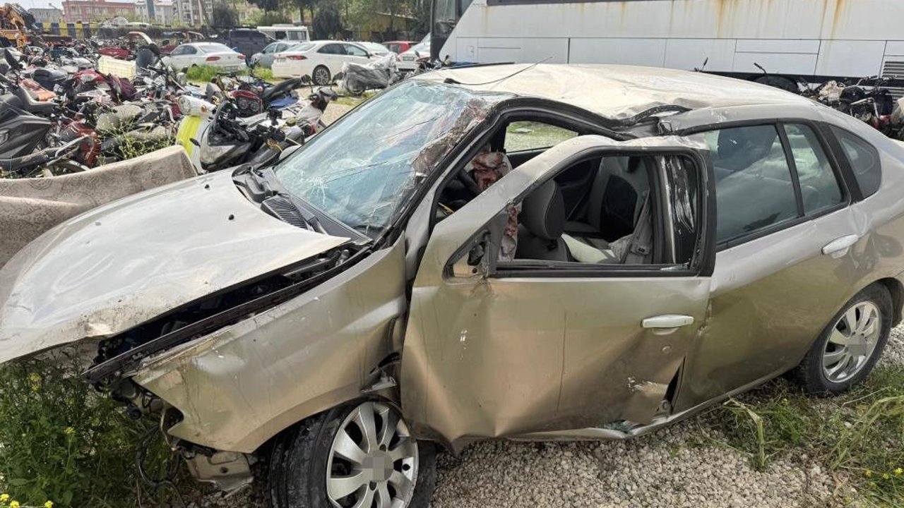 Tarsus'ta feci kaza: 2 ölü, 2 yaralı