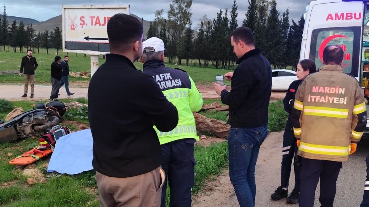 Mardin'de motosikletin devrildiği trafik kazasında sürücü hayatını kaybetti