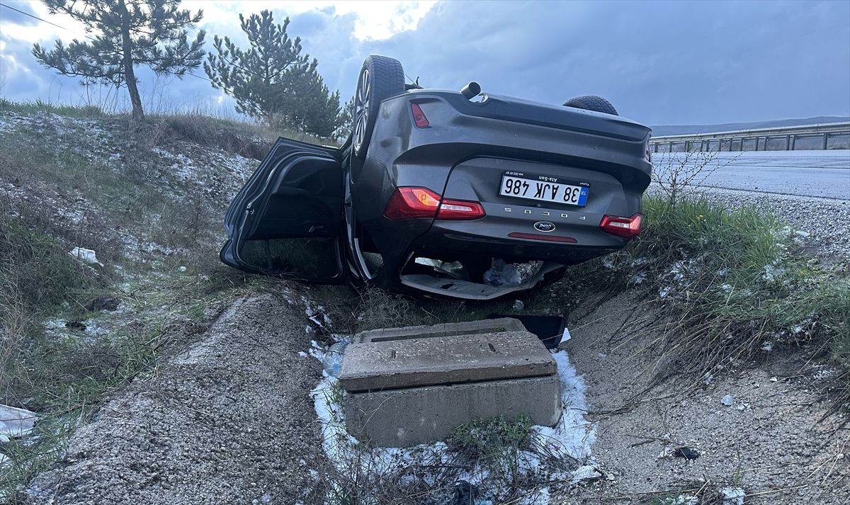 Çorum'da Trafik Kazası: 1 Ölü, 3 Yaralı
