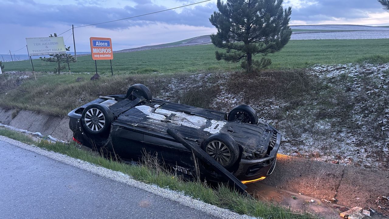 SON DAKİKA: Çorum Alaca'da iki ayrı trafik kazasında 1 ölü, 3 yaralı