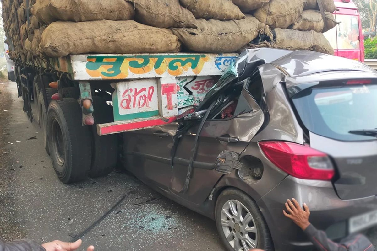 Bihar'da Trafik Kazası: 13 Ölü, 30 Yaralı