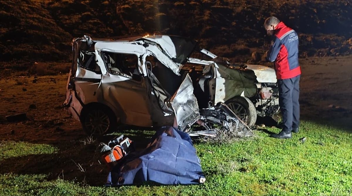 Cizre'de Trafik Kazası: 1 Ölü, 1 Yaralı