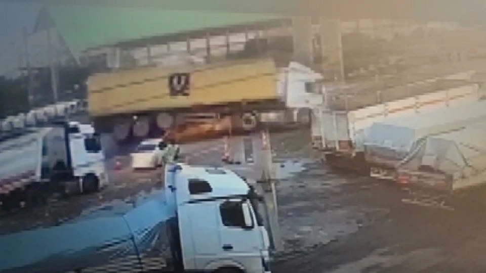 Hatay İskenderun karayolunda tır kazası: üç yaralı var | HATAY HABERLERİ