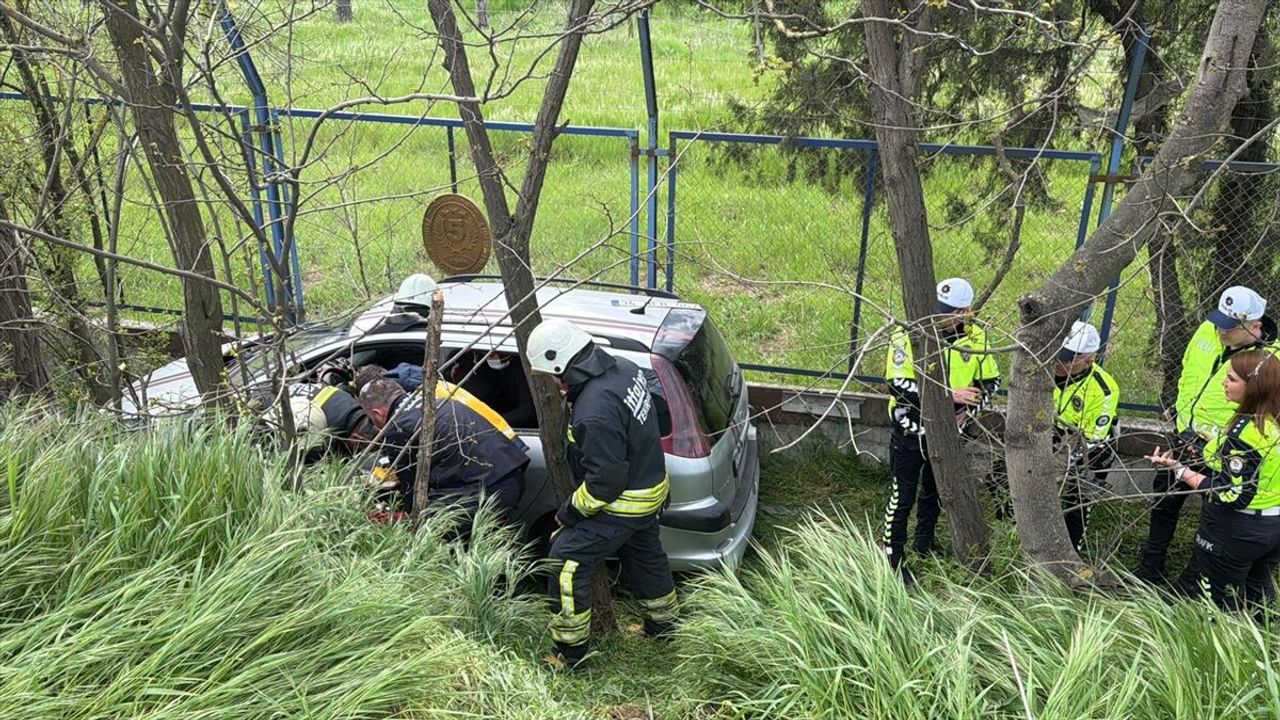 Tekirdağ Çorlu trafik kazasında devrilen aracın sürücüsü öldü