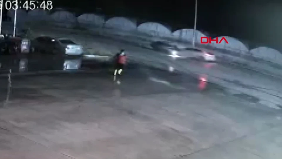 Antalya Kumluca'da trafik kazası kamerada: Bir kişi hayatını kaybetti | ANTALYA HABERLERİ