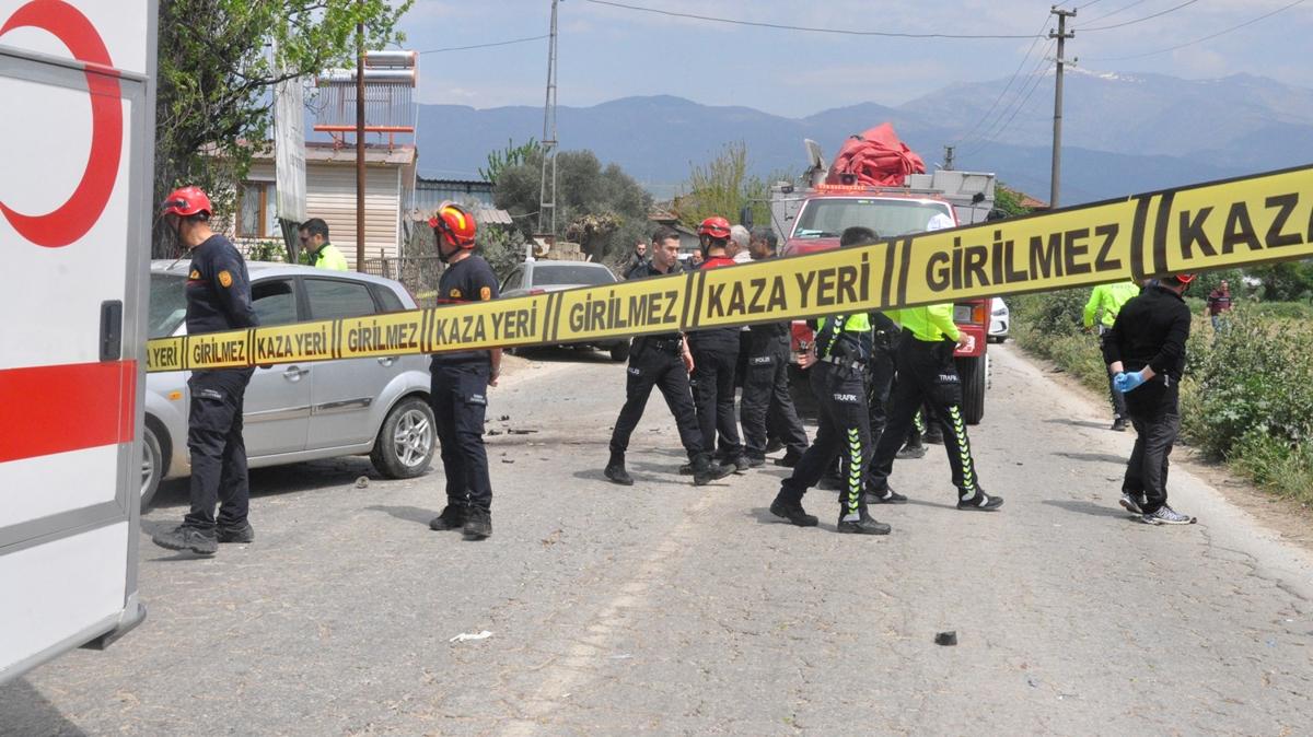 Zincirleme trafik kazası 2 kişiyi hayattan kopardı