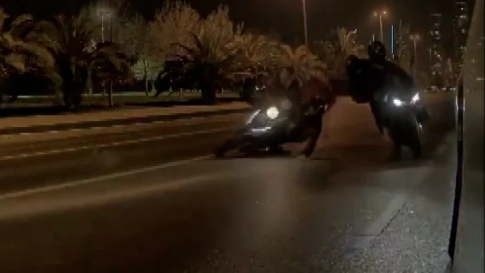 Kartal Sahilyolu'nda motosiklet kazası: 1 kişi yaralandı