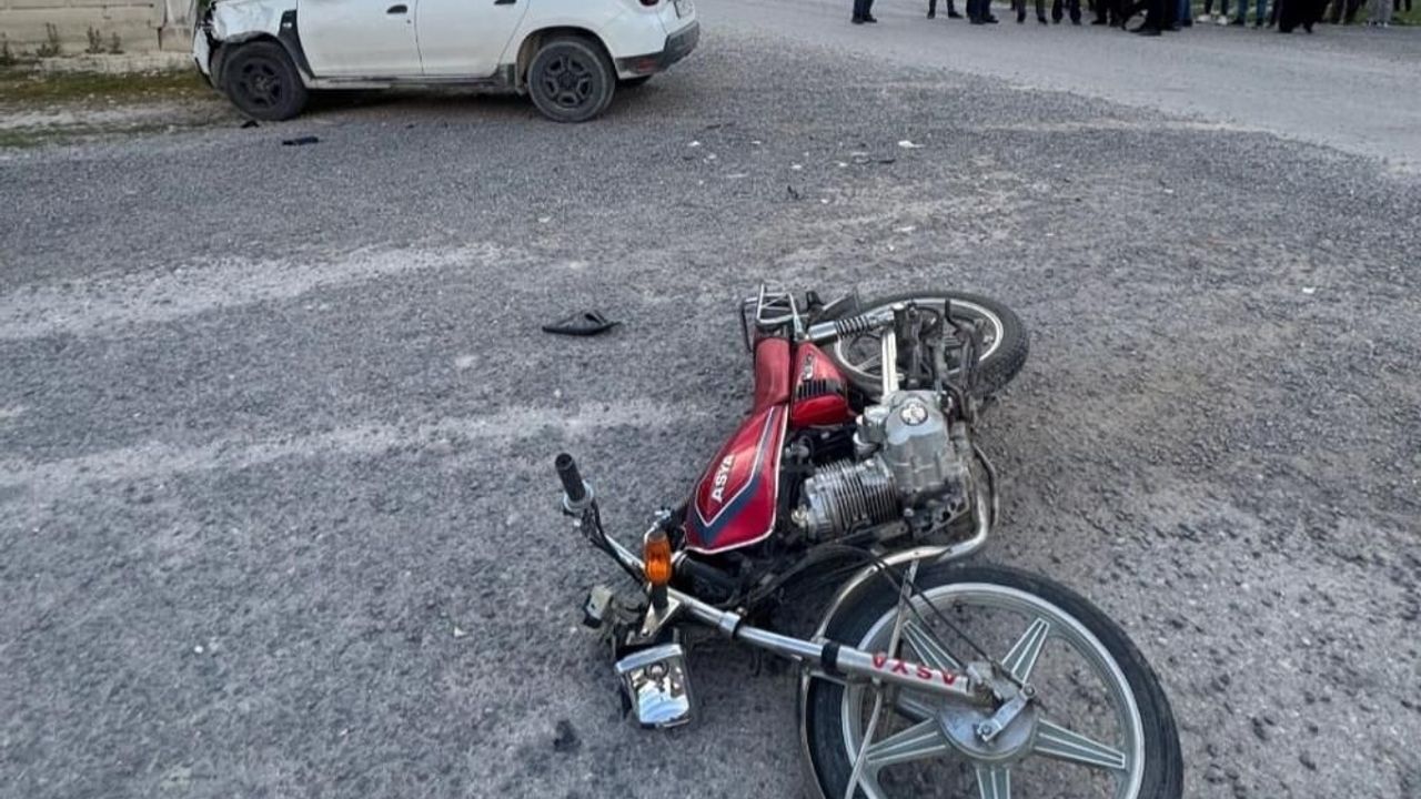 Karapınar’da trafik kazası! Motosiklet ile otomobil çarpıştı