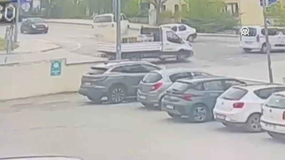 Edirne Şükrüpaşa'da Trafik Kazası: Otomobille Çarpışan Araç Devrildi, 1 Yaralı
