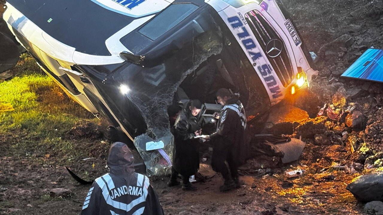 Malatya’da otobüs kazası: 4 ölü, 15 yaralı