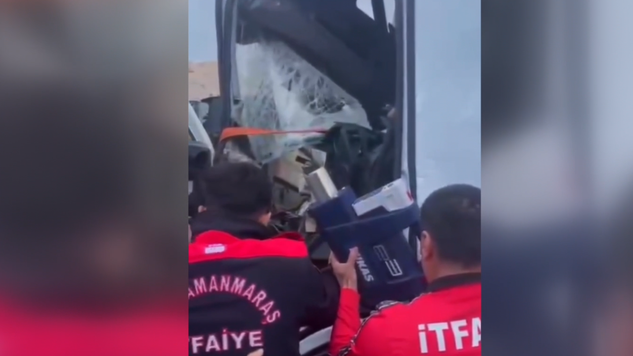 TAG Otoyolu'ndaki Zincirleme Trafik Kazası: 1'i Ağır 5 Yaralı